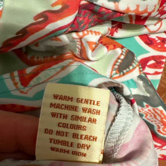 Aryeh Red Green Floral Mosaic Ruffle Bell Sleeve Sheath Scuba Dress Medium - Picture 8 of 11